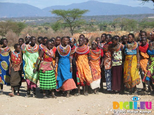 14006 Woman Samburu tribe welcome song